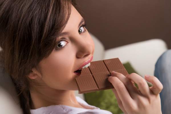 Как шоколад влияет на кожу