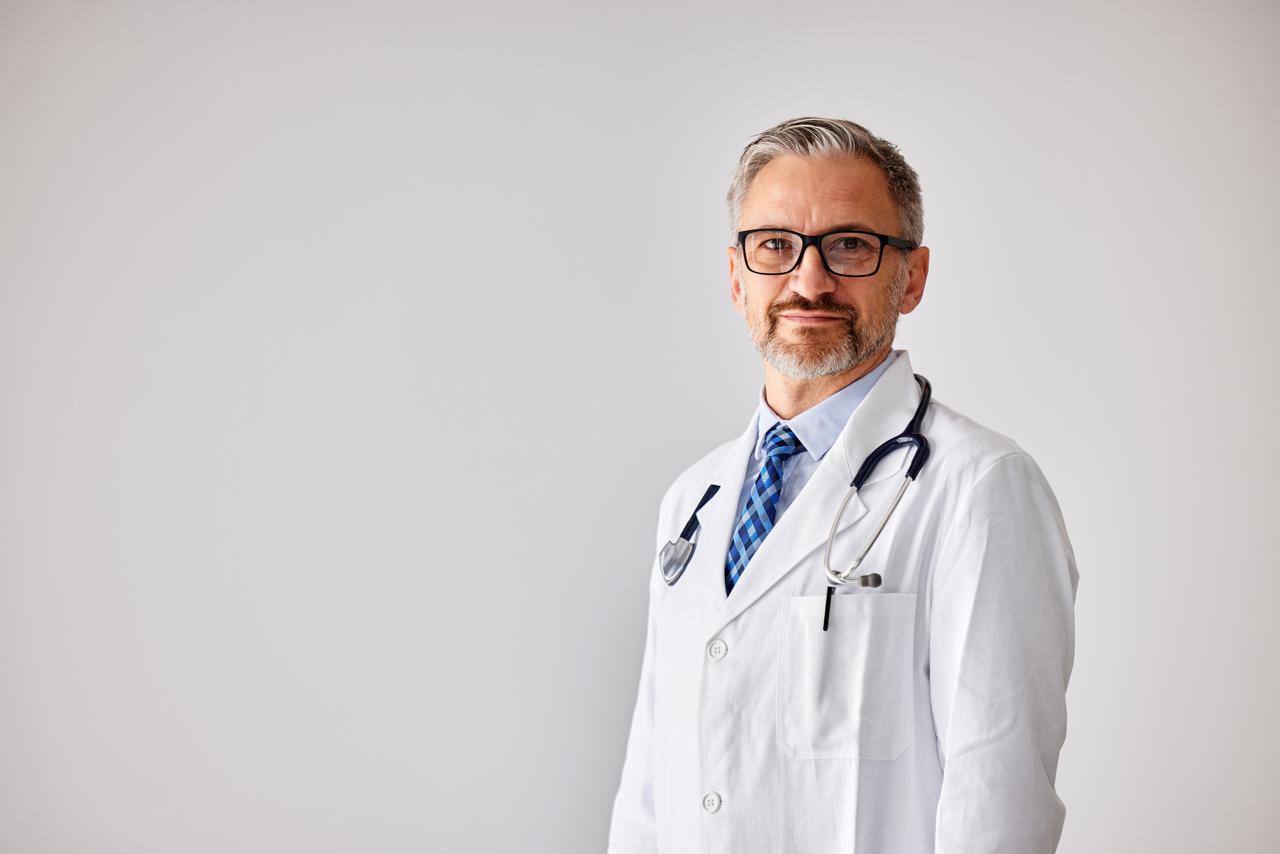 Лечение коксартроза в Крыму и России: обзор, эффективность и цены 2025